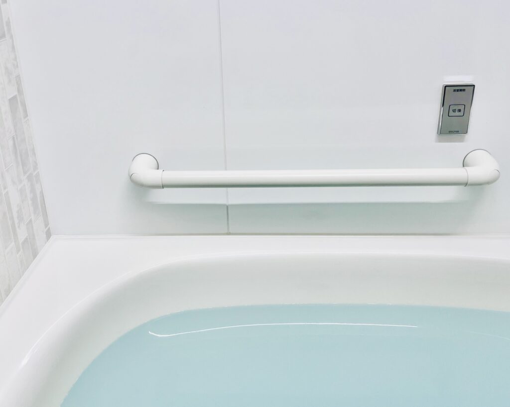 いわきリペアナビ　浴槽補修案内イメージ写真