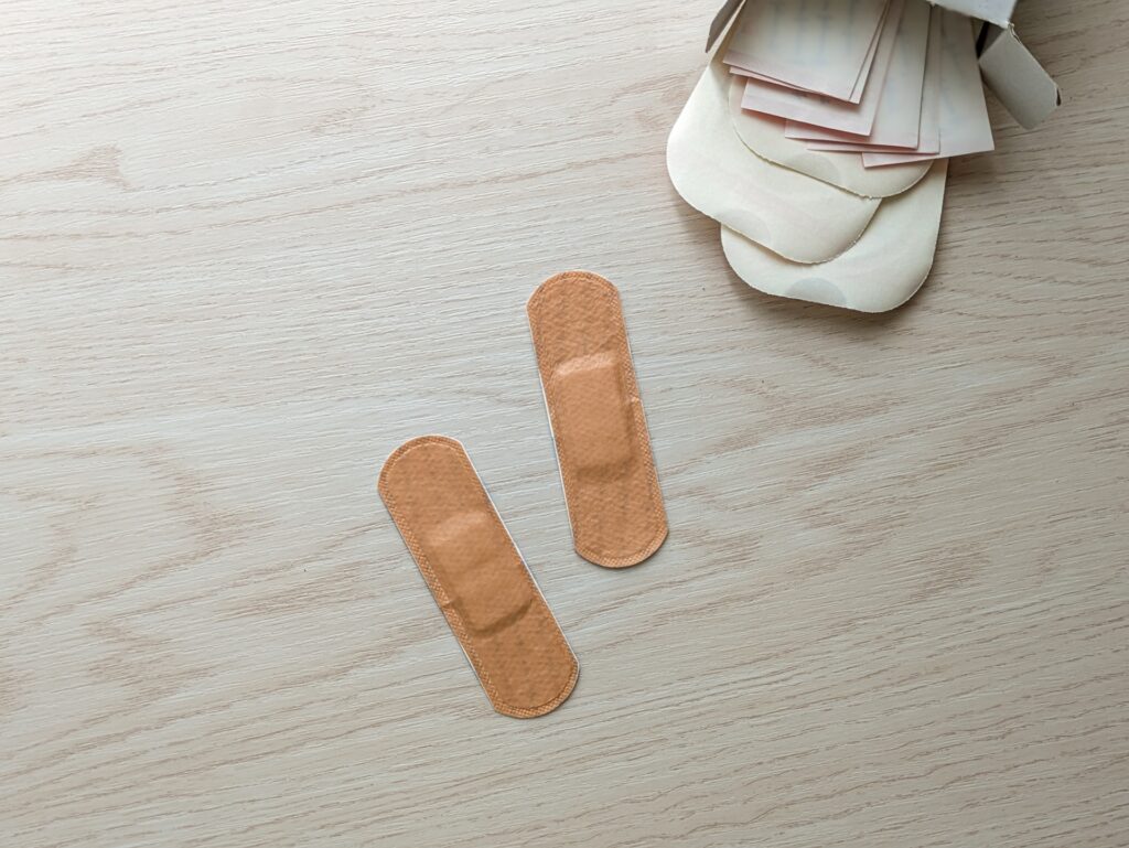 【いわき リペア・補修】交換せずに補修で費用削減｜いわきリペアナビ　床の応急処置イメージ画像